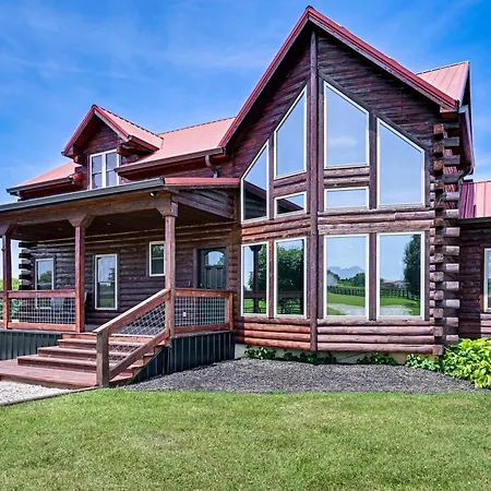 Scenic Getaway With Deck 7 Mi To Mammoth Cave Park! Villa
